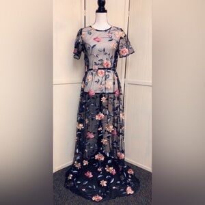 NWT LulaRoe Deanne ll embroidered overlaying maxi dress
